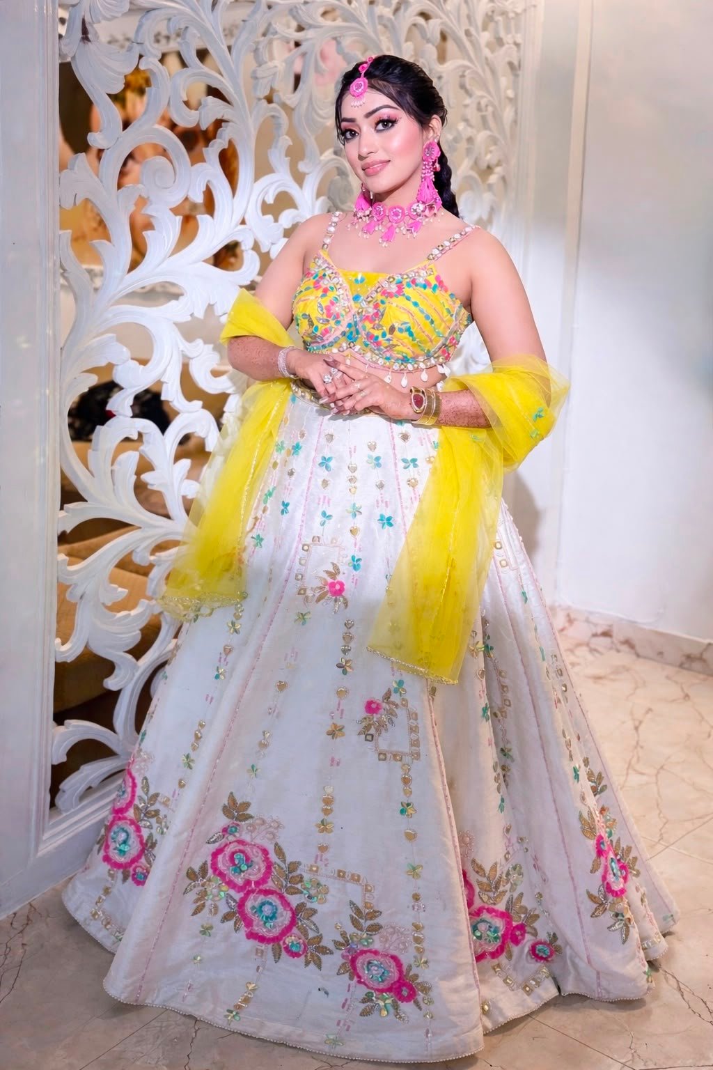 Mehndi and Haldi makeup portfolio by Mamta Rawat, Delhi NCR